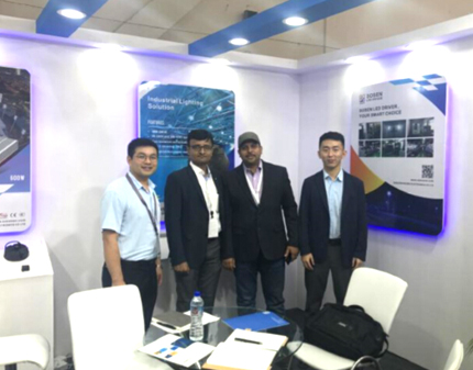 IM体育电源--亮相Light India 2018
